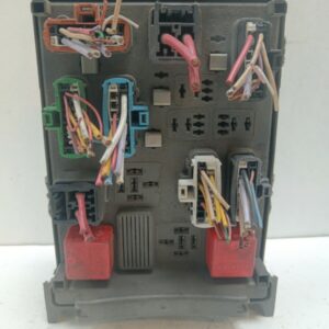 CAJA RELES / FUSIBLES RENAULT LAGUNA (B56) 1.9 dTi RT DIESEL Motor 1,9 Ltr.  98 CV  [1998 - 2001] 5 Puertas