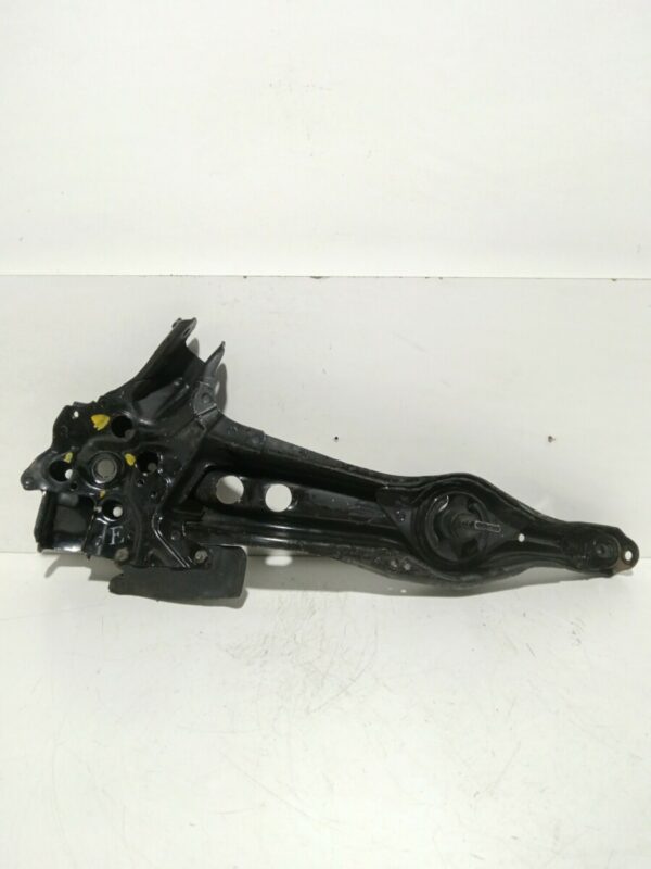 PARRILLA DE SUSPENSION INFERIOR TRASERA IZQUIERDA HONDA CIVIC BERLINA .5 (MA/MB) 1,5 NAFTA Motor 1,5 Ltr.  114 CV  [1995 - 2001] 3 Puertas - Imagen 4
