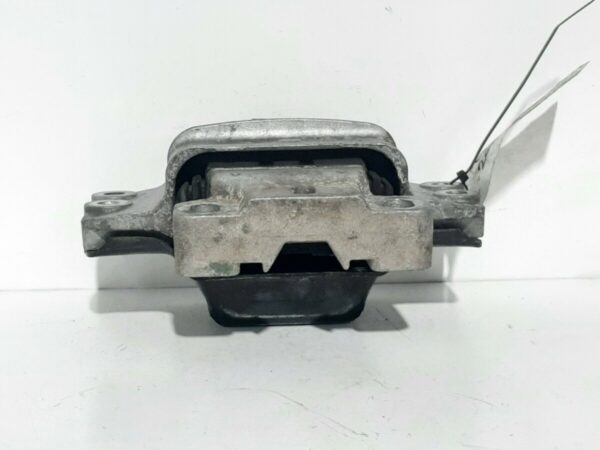 SOPORTE MOTOR IZQUIERDO VOLKSWAGEN JETTA (1K2) Advance DIESEL Motor 1,9 Ltr.  105 CV  [2005 - 2010] 4 Puertas - Imagen 3