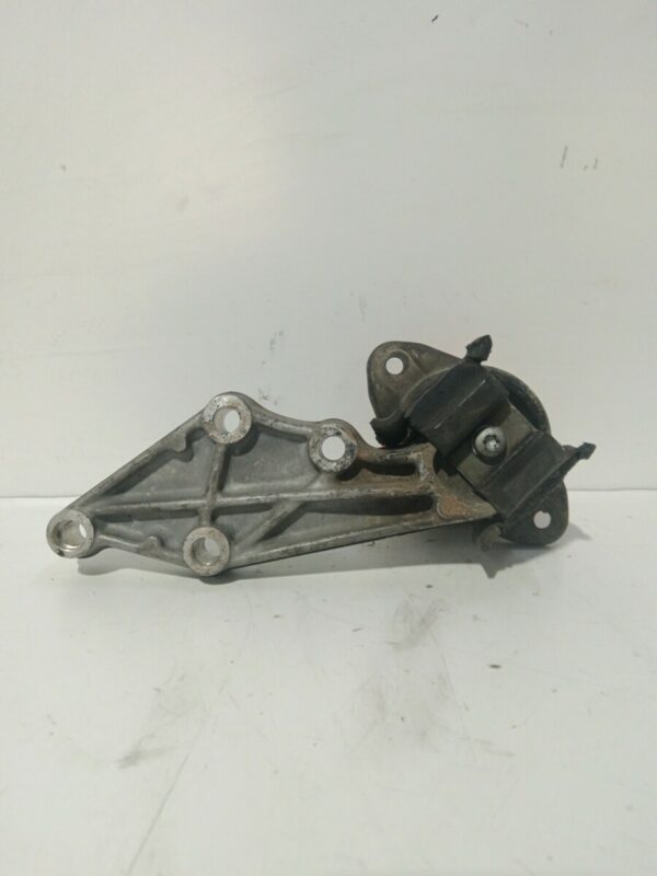 SOPORTE MOTOR IZQUIERDO PEUGEOT 106 (S2) Max D DIESEL Motor 1,5 Ltr.  57 CV  [1996 - 2004] 5 Puertas - Imagen 2