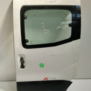 PUERTA LATERAL CORREDERA IZQUIERDA PEUGEOT BIPPER Básico DIESEL Motor 1,4 Ltr.  68 CV  [2008 - 0] 5 Puertas