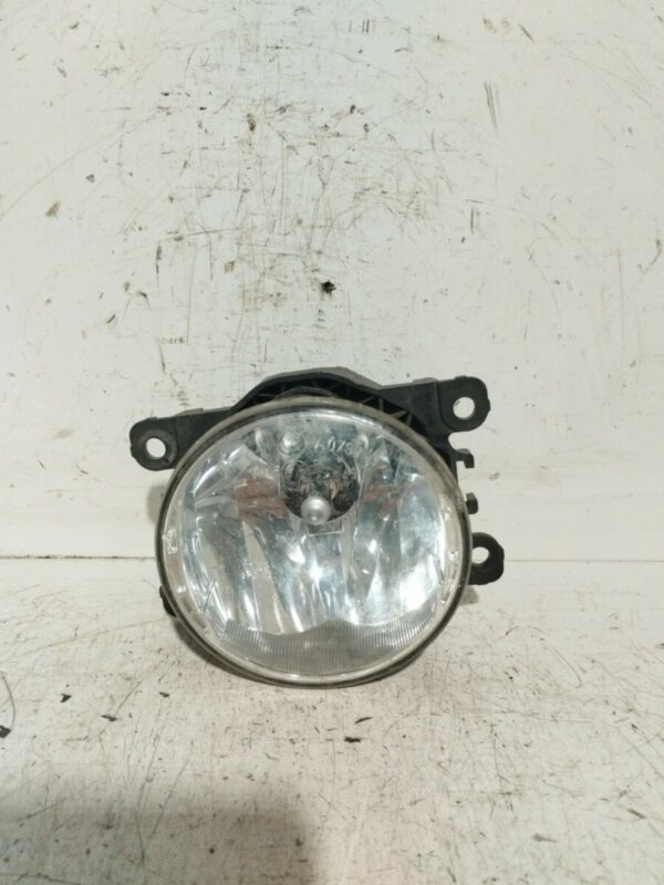 FARO CAMINERO DERECHO RENAULT DUSTER 1.5 dCi Diesel FAP CAT DIESEL Motor 1,5 Ltr.  107 CV  [2010 - 0] 3 Puertas