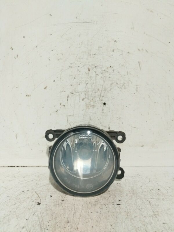 FARO CAMINERO IZQUIERDO CITROEN C4 BERLINA 1.6 16V HDi FAP DIESEL Motor 1,6 Ltr.  109 CV  [2004 - 2011] 3 Puertas