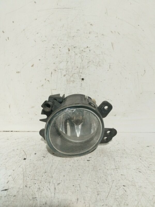 FARO CAMINERO IZQUIERDO MERCEDES CLASE C (W204) BERLINA 2.2 CDI CAT DIESEL Motor 2,2 Ltr.  170 CV  [2007 - 2011] 3 Puertas