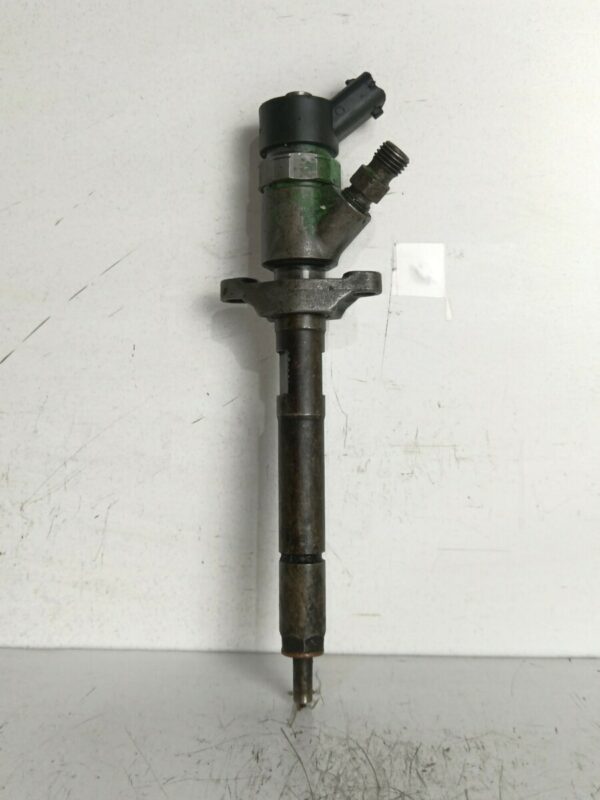 INYECTOR CITROEN C4 BERLINA 1.6 16V HDi FAP DIESEL Motor 1,6 Ltr.  109 CV  [2004 - 2011] 3 Puertas