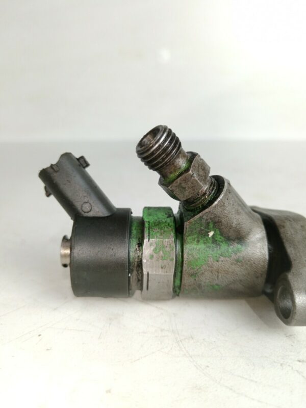 INYECTOR CITROEN C4 BERLINA 1.6 16V HDi FAP DIESEL Motor 1,6 Ltr.  109 CV  [2004 - 2011] 3 Puertas - Imagen 3