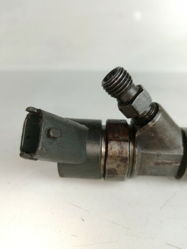 INYECTOR BMW SERIE 7 (E38) 3.0 24V Turbodiesel CAT DIESEL Motor 3,0 Ltr.  193 CV  [1994 - 2001] 3 Puertas - Imagen 3