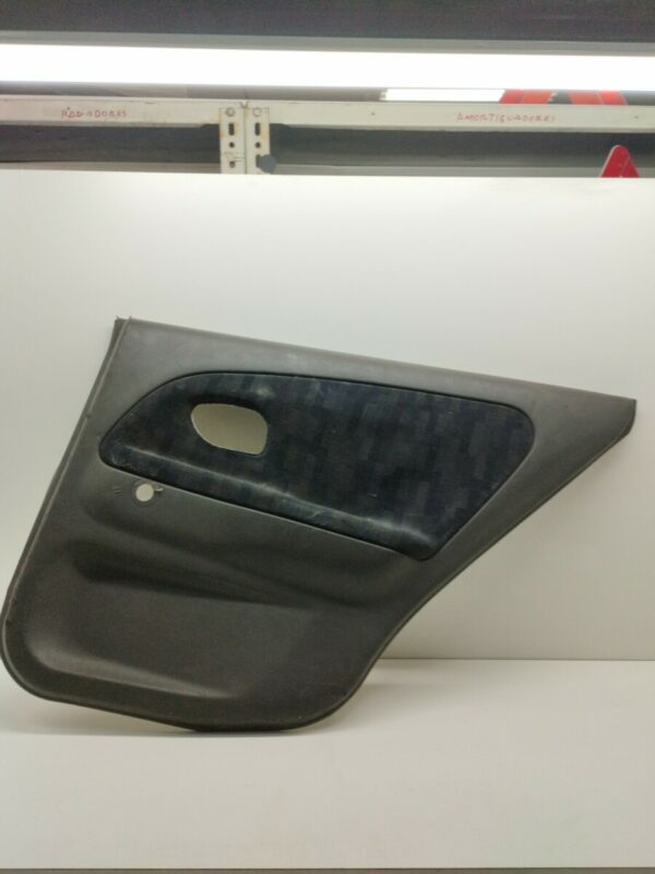 TAPIZADO INTERIOR PUERTA TRASERO DERECHO MITSUBISHI LANCER BERLINA (CK0A) *  0 0 [1996 - 0] 3 Puertas