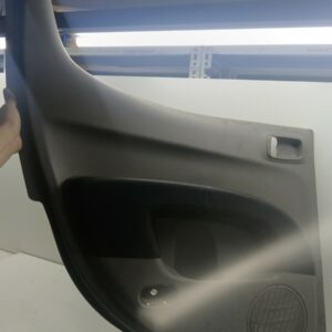 TAPIZADO INTERIOR PUERTA TRASERO IZQUIERDO MITSUBISHI L 200 (KA0/KB0) 30 jahre 4WD DIESEL Motor 2,5 Ltr.  167 CV  [2006 - 2015] 4 Puertas