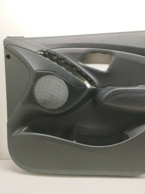 TAPIZADO INTERIOR PUERTA DELANTERO DERECHO HYUNDAI TUCSON 1.7 CRDi CAT DIESEL Motor 1,7 Ltr.  116 CV  [2015 - 0] 3 Puertas - Imagen 2