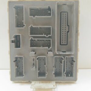 CAJA RELES / FUSIBLES FORD FOCUS BERLINA (CAK) Ambiente DIESEL Motor 1,8 Ltr.  90 CV  [1998 - 2004] 4 Puertas
