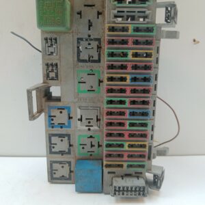 CAJA RELES / FUSIBLES OPEL CORSA B Base NAFTA Motor 1,2 Ltr.  45 CV  [1993 - 1997] 3 Puertas