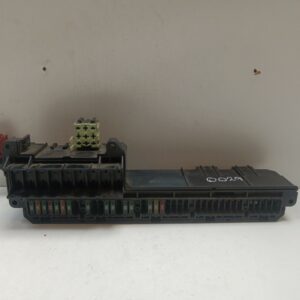 CAJA RELES / FUSIBLES BMW SERIE 5 BERLINA (E60) 525d DIESEL Motor 2,5 Ltr.  177 CV  [2003 - 2010] 4 Puertas