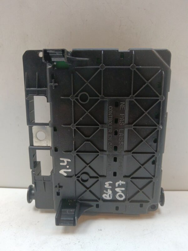 CAJA RELES / FUSIBLES / MODULO BSM CITROEN C3 1.4 HDi Exclusive DIESEL Motor 1,4 Ltr.  68 CV  [1995 - 2010] 5 Puertas - Imagen 3