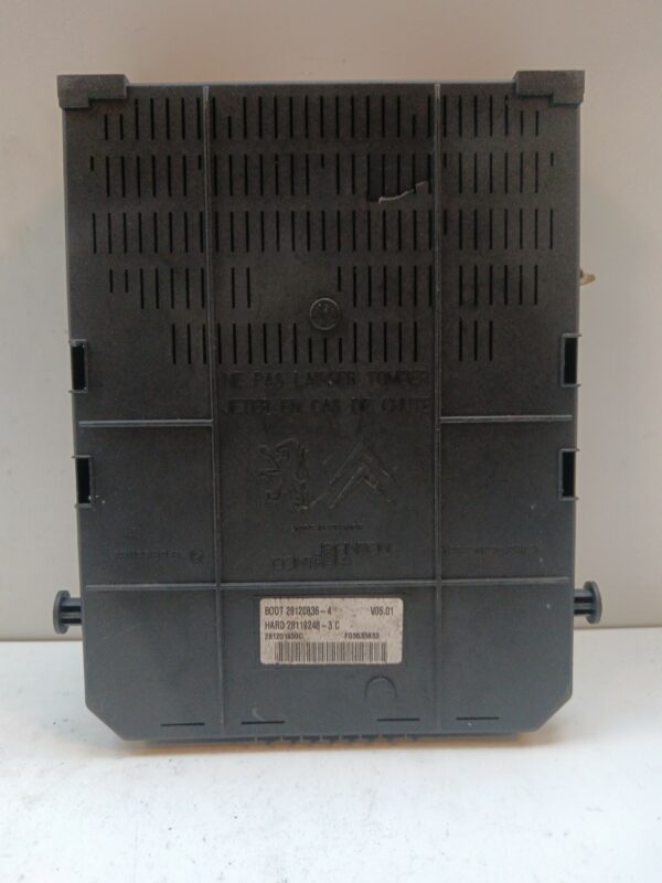 CAJA RELES / FUSIBLES / MODULO BSI PEUGEOT 308 Access DIESEL Motor 1,6 Ltr.  99 CV  [2013 - 2021] 5 Puertas - Imagen 2