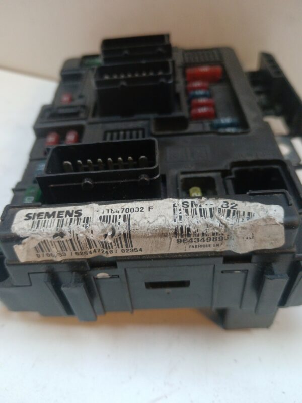 CAJA RELES / FUSIBLES / MODULO BSM PEUGEOT PARTNER (S1) Break DIESEL Motor 1,9 Ltr.  69 CV  [1996 - 2002] 5 Puertas - Imagen 2