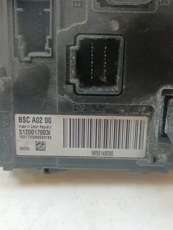 CAJA RELES / FUSIBLES / MODULO BSM PEUGEOT 407 SR Confort DIESEL Motor 1,6 Ltr.  109 CV  [2004 - 2011] 4 Puertas - Imagen 2