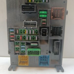 CAJA RELES / FUSIBLES / MODULO BSI CITROEN C4 BERLINA Exclusive NAFTA 95 Motor 1,6 Ltr.  109 CV  [2004 - 2011] 5 Puertas
