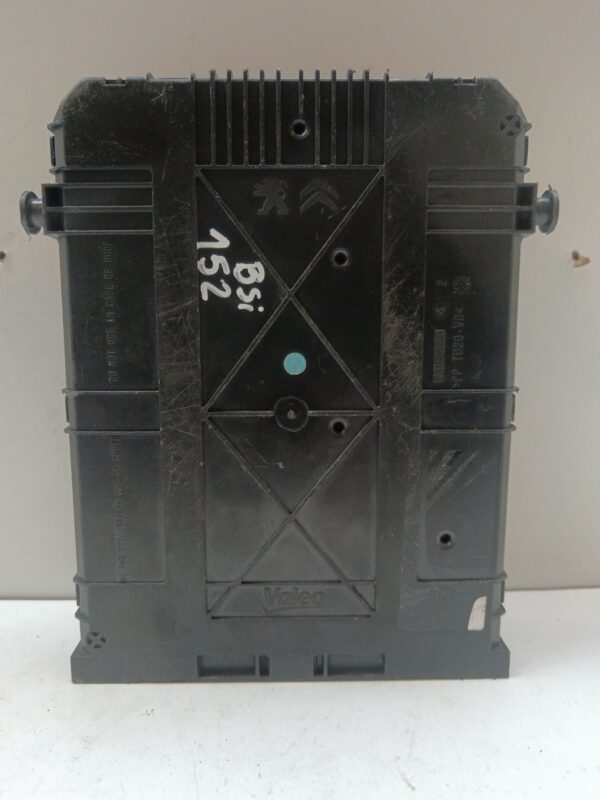 CAJA RELES / FUSIBLES / MODULO BSI PEUGEOT 208 Active NAFTA 95 Motor 1,2 Ltr.  82 CV  [2012 - 2019] 3 Puertas - Imagen 3