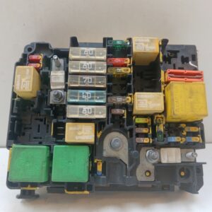 CAJA RELES / FUSIBLES / MODULO BSM PEUGEOT 208 Active DIESEL Motor 1,6 Ltr.  92 CV  [2012 - 2019] 5 Puertas