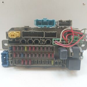 CAJA RELES / FUSIBLES HONDA CIVIC BERLINA (EG/EH) 1.5 LSi 4 Berlina (EG8) NAFTA Motor 1,5 Ltr.  90 CV  [1991 - 1996] 4 Puertas