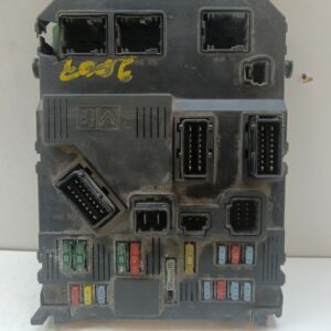 CAJA RELES / FUSIBLES / MODULO BSI CITROEN C2 Furio NAFTA 95 Motor 1,4 Ltr.  73 CV  [2003 - 2010] 3 Puertas