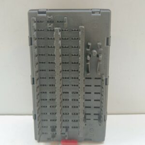 CAJA RELES / FUSIBLES PEUGEOT 306 BERLINA 4 PUERTAS (S1) Style D DIESEL Motor 1,9 Ltr.  68 CV  [1994 - 1997] 4 Puertas