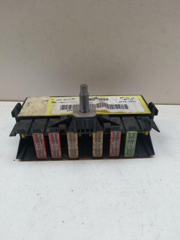 CAJA RELES / FUSIBLES PEUGEOT PARTNER (S1) Break DIESEL Motor 1,9 Ltr.  69 CV  [1996 - 2002] 5 Puertas - Imagen 3