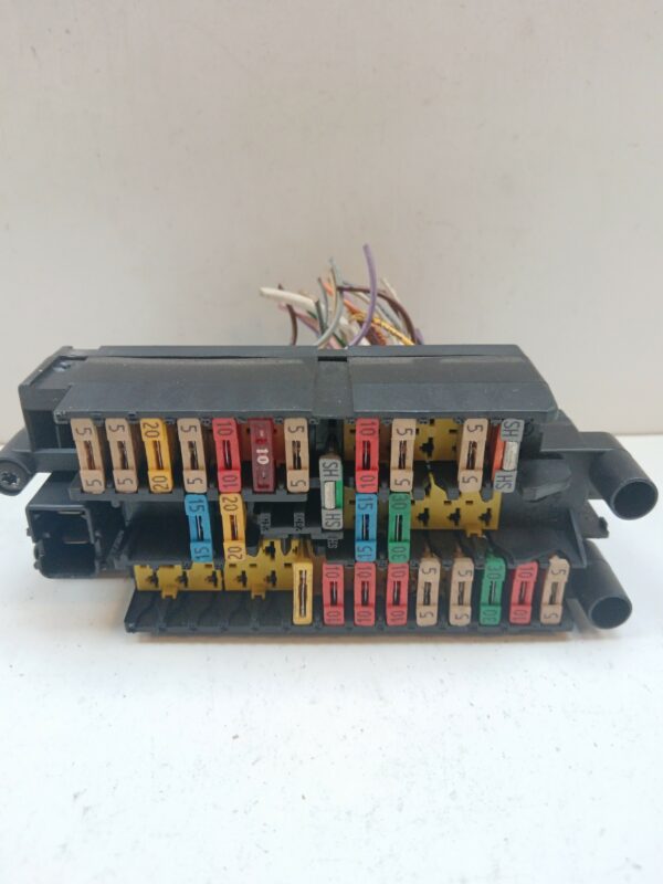 CAJA RELES / FUSIBLES CITROEN BERLINGO 1.9 D Multispace DIESEL Motor 1,9 Ltr.  69 CV  [1996 - 2002] 5 Puertas