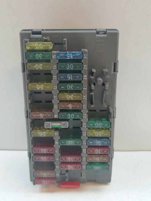 CAJA RELES / FUSIBLES PEUGEOT 306 BERLINA 4 PUERTAS (S1) Style D DIESEL Motor 1,9 Ltr.  68 CV  [1994 - 1997] 4 Puertas