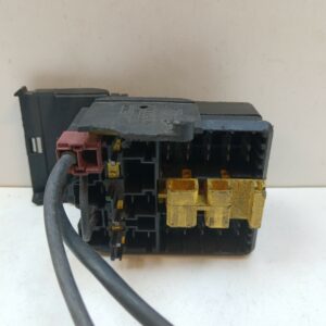CAJA RELES / FUSIBLES CITROEN SAXO 1.5 D SX DIESEL Motor 1,5 Ltr.  57 CV  [1999 - 2004] 3 Puertas