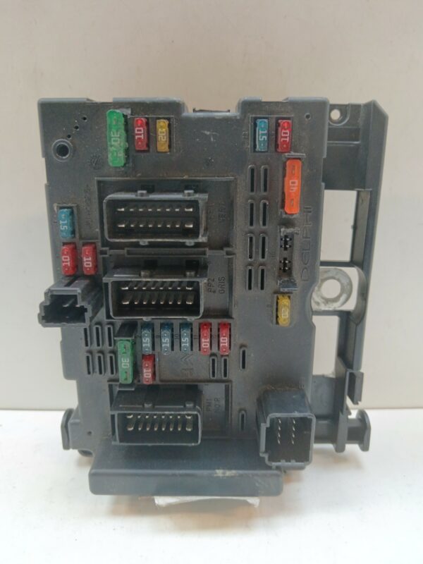 CAJA RELES / FUSIBLES / MODULO BSM PEUGEOT 307 BREAK / SW (S1) SW DIESEL Motor 2,0 Ltr.  107 CV  [2002 - 2005] 5 Puertas