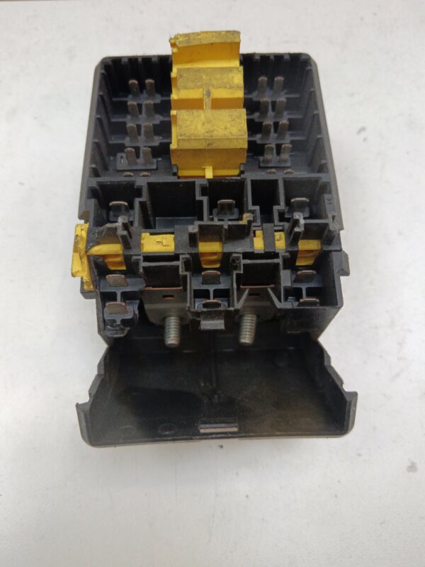 CAJA RELES / FUSIBLES CITROEN SAXO 1.5 D Furio DIESEL Motor 1,5 Ltr.  57 CV  [1999 - 2004] 5 Puertas - Imagen 3