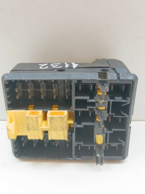 CAJA RELES / FUSIBLES CITROEN SAXO 1.5 D Furio DIESEL Motor 1,5 Ltr.  57 CV  [1999 - 2004] 5 Puertas