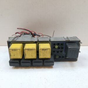 CAJA RELES / FUSIBLES OPEL CORSA 2 Club DIESEL Motor 1,7 Ltr.  65 CV  [2000 - 2003] 5 Puertas