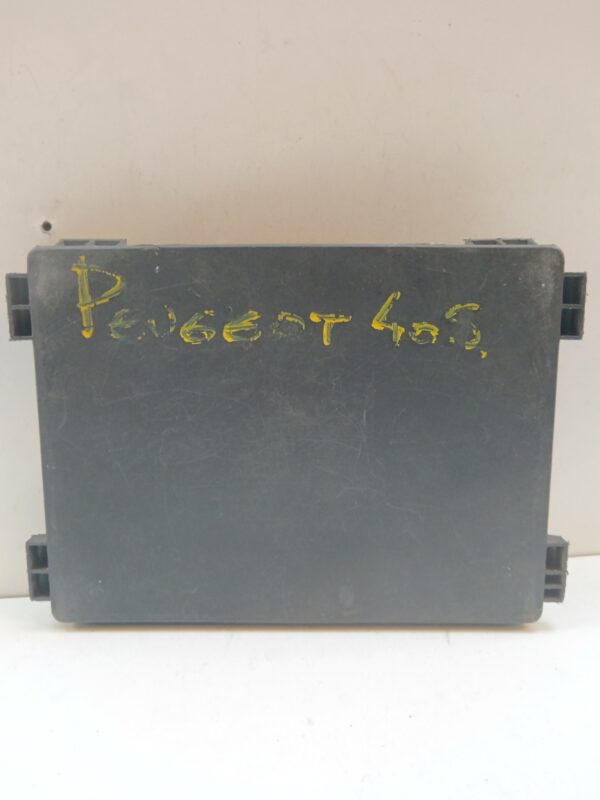 CAJA RELES / FUSIBLES / MODULO BSI PEUGEOT 406 BERLINA (S1/S2) SVDT DIESEL Motor 2,0 Ltr.  109 CV  [1995 - 2005] 4 Puertas - Imagen 3