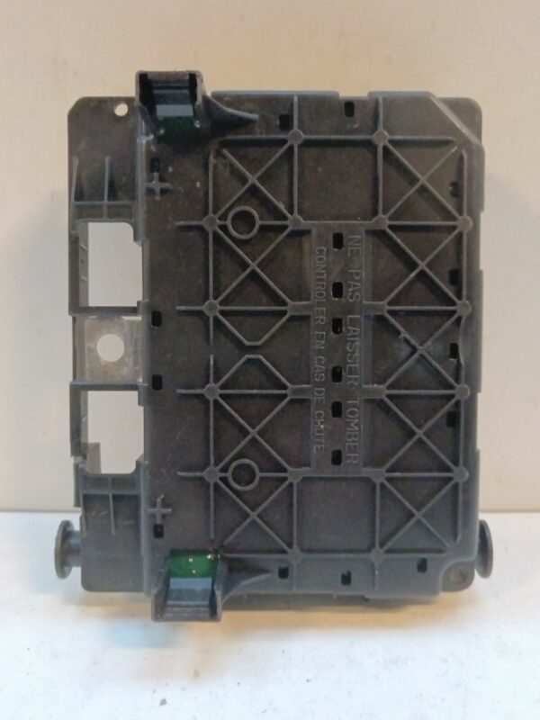 CAJA RELES / FUSIBLES / MODULO BSM PEUGEOT PARTNER (S1) Break DIESEL Motor 1,9 Ltr.  69 CV  [1996 - 2002] 5 Puertas - Imagen 3
