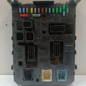 CAJA RELES / FUSIBLES PEUGEOT 308 Access DIESEL Motor 1,6 Ltr.  99 CV  [2013 - 2021] 5 Puertas