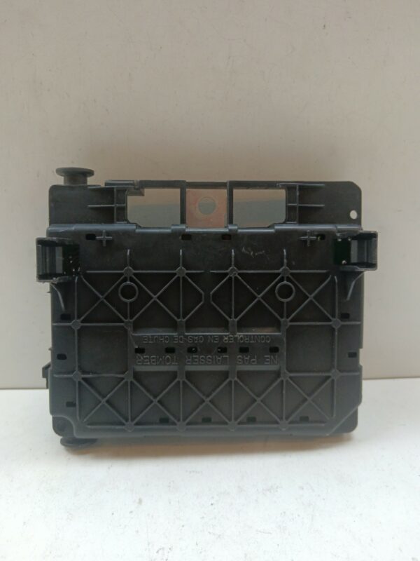 CAJA RELES / FUSIBLES / MODULO BSM CITROEN C3 1.1 Magic NAFTA 95 Motor 1,1 Ltr.  60 CV  [1995 - 2010] 5 Puertas - Imagen 3