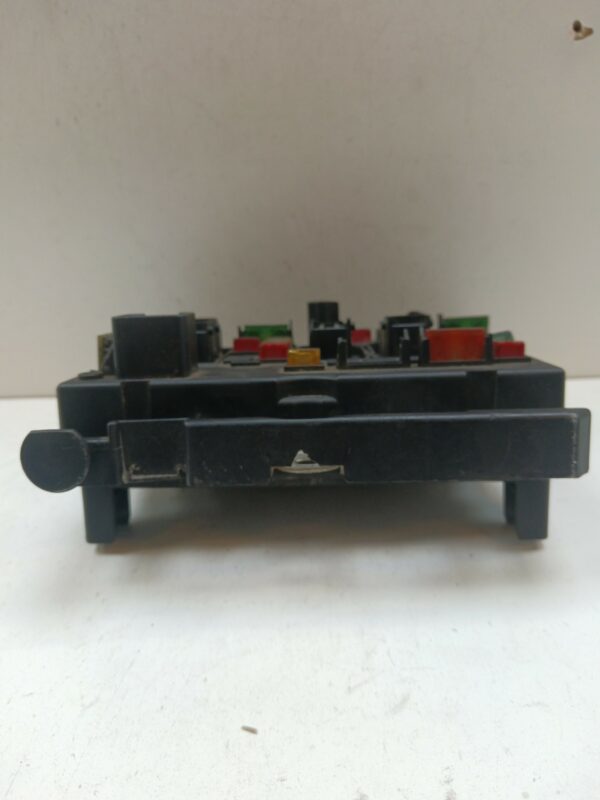 CAJA RELES / FUSIBLES / MODULO BSM PEUGEOT 206 BERLINA XN DIESEL Motor 1,9 Ltr.  69 CV  [1998 - 2010] 5 Puertas - Imagen 3