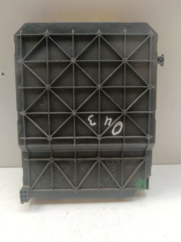 CAJA RELES / FUSIBLES / MODULO BSI PEUGEOT 206 BERLINA X-Line NAFTA 95 Motor 1,1 Ltr.  60 CV  [1998 - 2010] 5 Puertas - Imagen 3