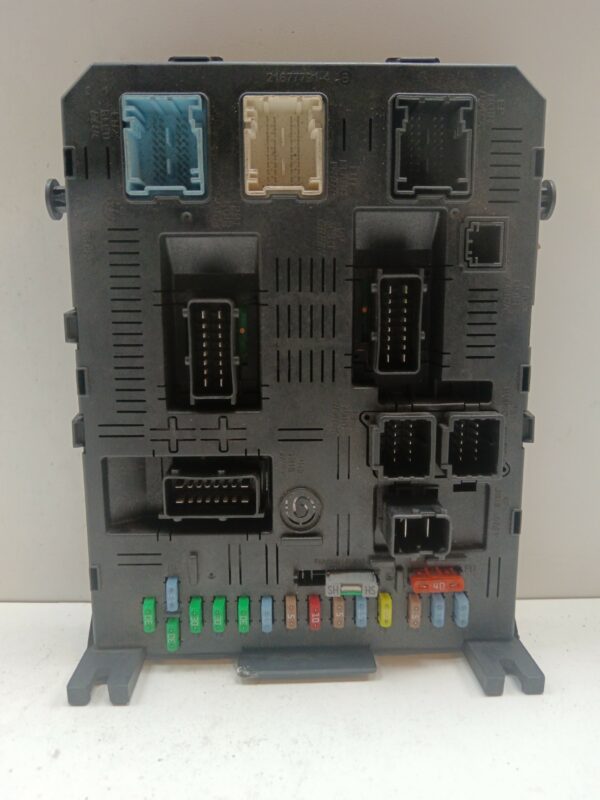 CAJA RELES / FUSIBLES / MODULO BSI PEUGEOT 307 (S1) XR DIESEL Motor 2,0 Ltr.  109 CV  [2001 - 2005] 5 Puertas