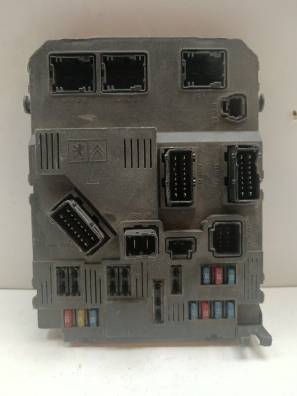 CAJA RELES / FUSIBLES / MODULO BSI PEUGEOT 307 BREAK / SW (S1) SW PACK DIESEL Motor 1,6 Ltr.  109 CV  [2002 - 2005] 5 Puertas