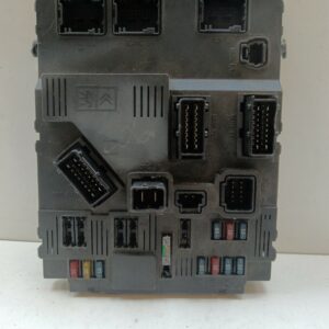 CAJA RELES / FUSIBLES / MODULO BSI PEUGEOT 206 BERLINA X-Line NAFTA 95 Motor 1,1 Ltr.  60 CV  [1998 - 2010] 5 Puertas