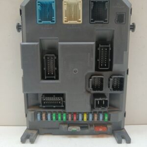 CAJA RELES / FUSIBLES / MODULO BSI CITROEN C3 1.4 HDi Exclusive DIESEL Motor 1,4 Ltr.  68 CV  [1995 - 2010] 5 Puertas
