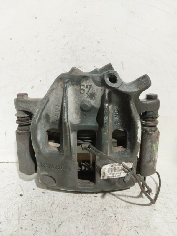 MORDAZA DE FRENO DELANTERA IZQUIERDA PEUGEOT 406 BERLINA (S1/S2) ST NAFTA Motor 2,0 Ltr.  132 CV  [1995 - 2005] 4 Puertas