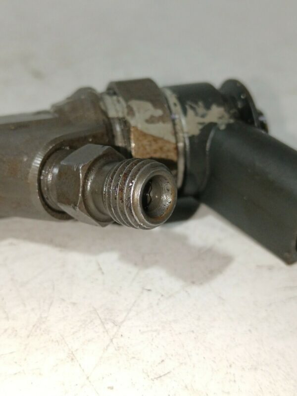 INYECTOR BMW SERIE 3 BERLINA (E90) 2.0 16V Diesel CAT DIESEL Motor 2,0 Ltr.  122 CV  [2004 - 2012] 3 Puertas - Imagen 4