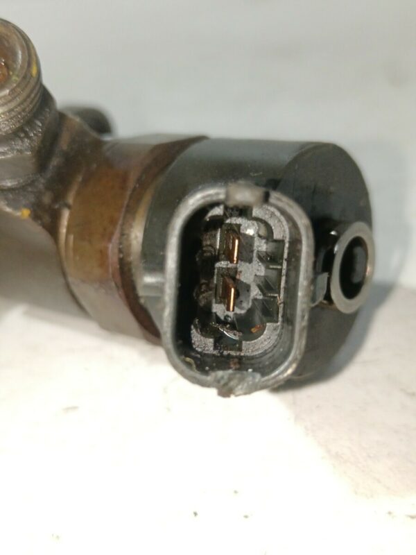 INYECTOR CITROEN C4 COUPE 1.6 16V HDi DIESEL Motor 1,6 Ltr.  90 CV  [2004 - 2011] 3 Puertas - Imagen 2