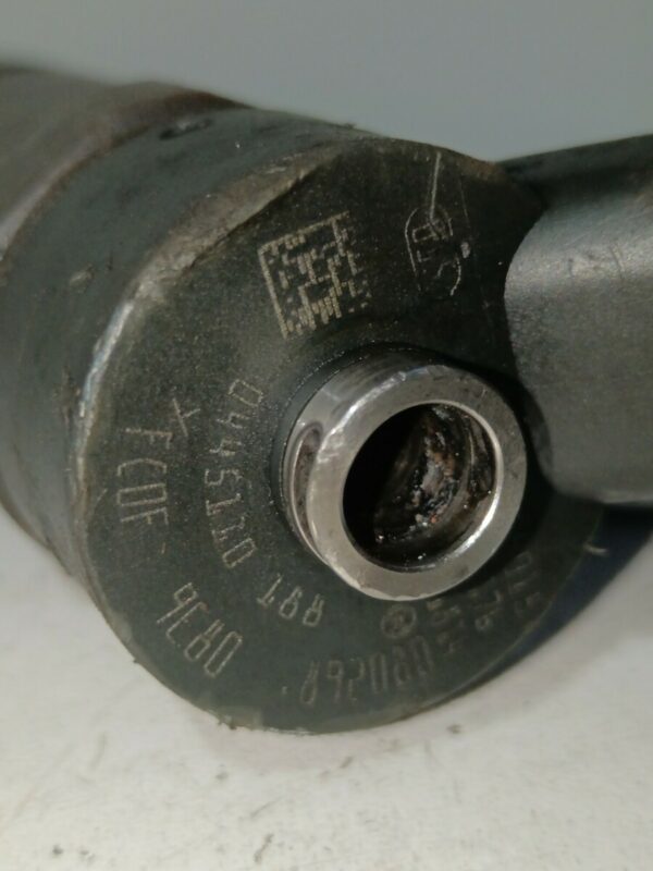 INYECTOR CITROEN C4 BERLINA 1.6 16V HDi FAP DIESEL Motor 1,6 Ltr.  109 CV  [2004 - 2011] 3 Puertas - Imagen 2