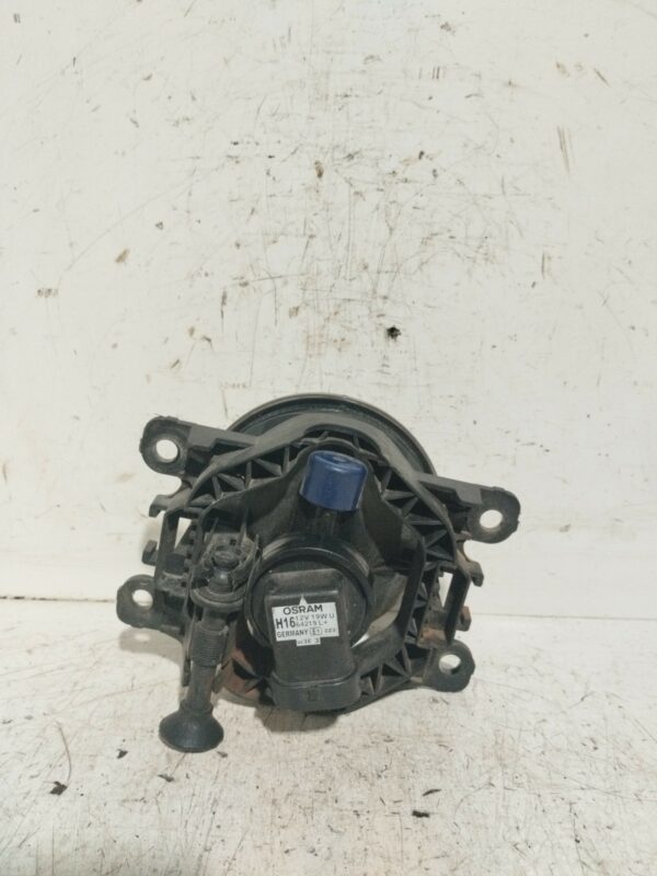 FARO CAMINERO IZQUIERDO RENAULT CLIO II FASE II (B/CB0) 1.5 dCi Diesel DIESEL Motor 1,5 Ltr.  101 CV  [2001 - 2013] 3 Puertas - Imagen 2